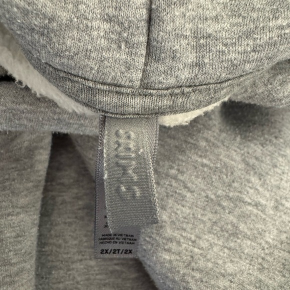 SKIMS Boyfriend Hoodie - Picture 7 of 7